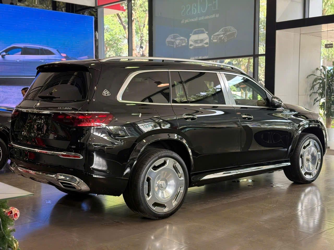 Mercedes-Maybach GLS 600 4Matic | Mercedes Hà Nội 9 Maybach GLS 600 Mercedes Benz - mercedeshanoi.com.vn- 1