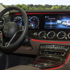 Mercedes-benz-e200-exclusive-2021-mercedeshanoi-com-vn_11