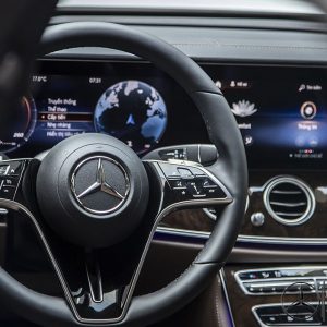 Mercedes-benz-e200-exclusive-2021-mercedeshanoi-com-vn_3