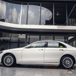 Mercedes-benz-e200-exclusive-2021-mercedeshanoi-com-vn_8