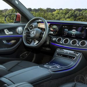 Mercedes-benz-e300-amg-2021-mercedeshanoi-com-vn_13