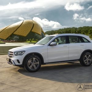 dau-xe-Mercedes-Benz-GLC-200-2020_mercedeshanoi-com-vn (2)