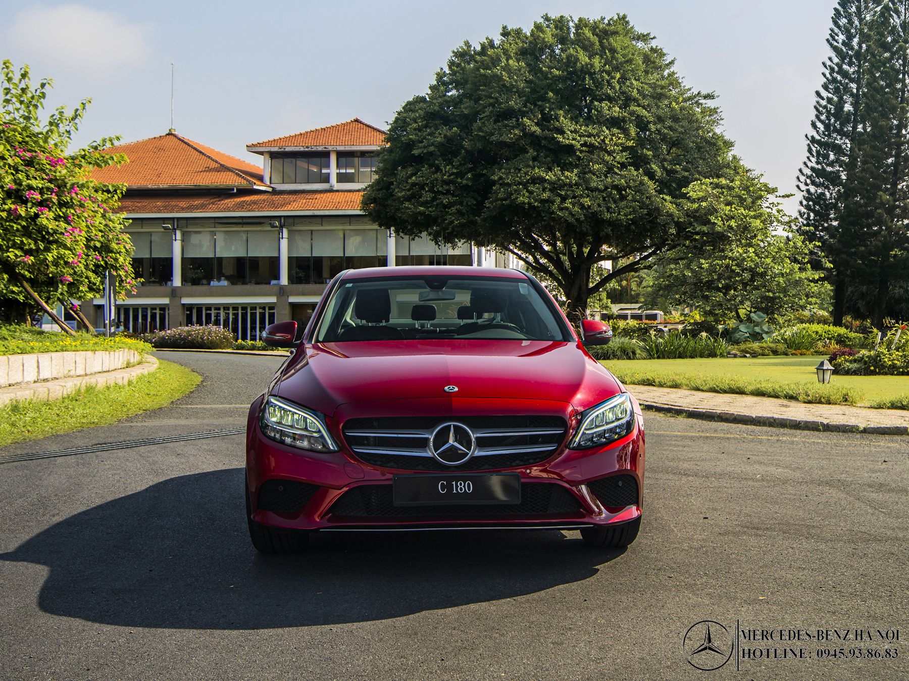 Mercedes-Benz Việt Nam Tung 7 Mẫu Xe Chiến Lược Cho Năm 2020