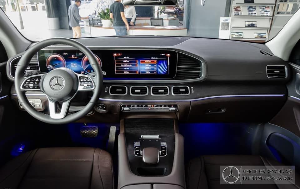 Mercedes-Benz EQB được ra mắt