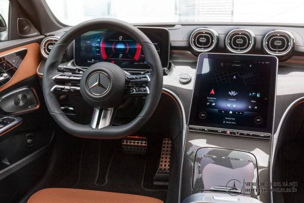 Khám phá chi tiết xe MercedesBenz C300 2019
