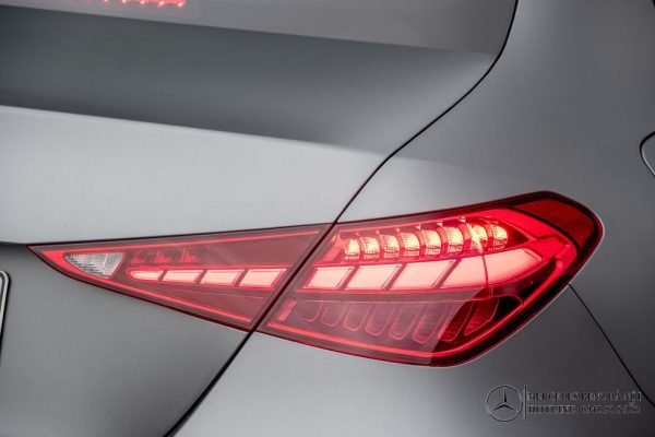xe-mercedes-benz-c300-amg-2022-mercedeshanoi-com-vn_28 xe-mercedes-benz-c300-amg-2022-mercedeshanoi-com-vn_28